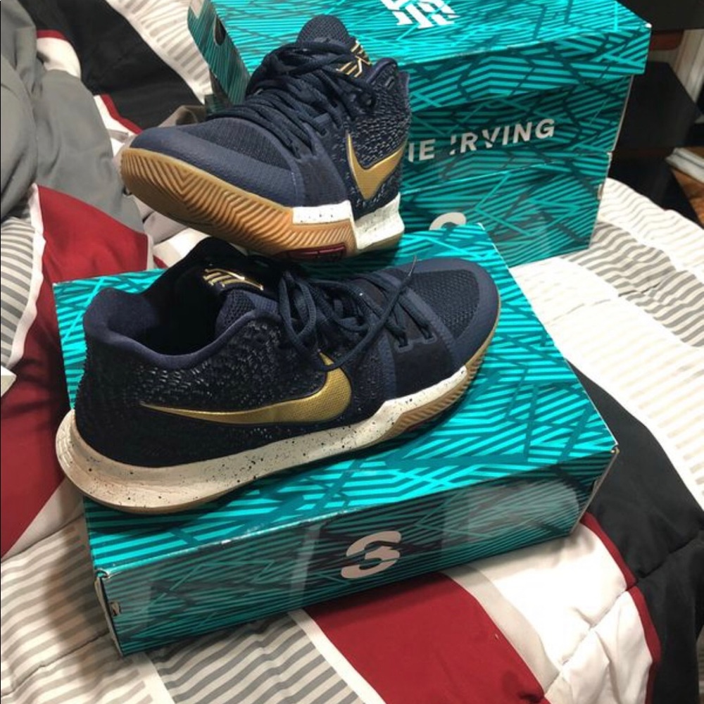 Kyrie 3’s Obsidians